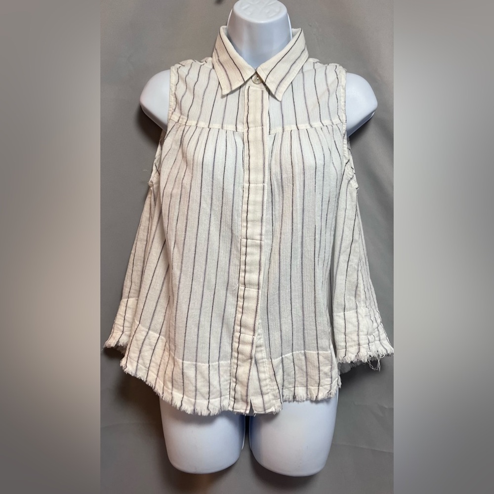 By Together White‎ Cotton Tassel Tank Top Boho Buttons Size Small